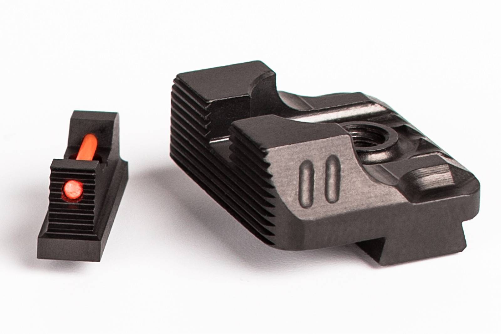 https://www.gun-firearms.com/wp-content/uploads/A0002/diamondbackfirearms/SIGHT.SET-215-FO-COM3-B.jpg